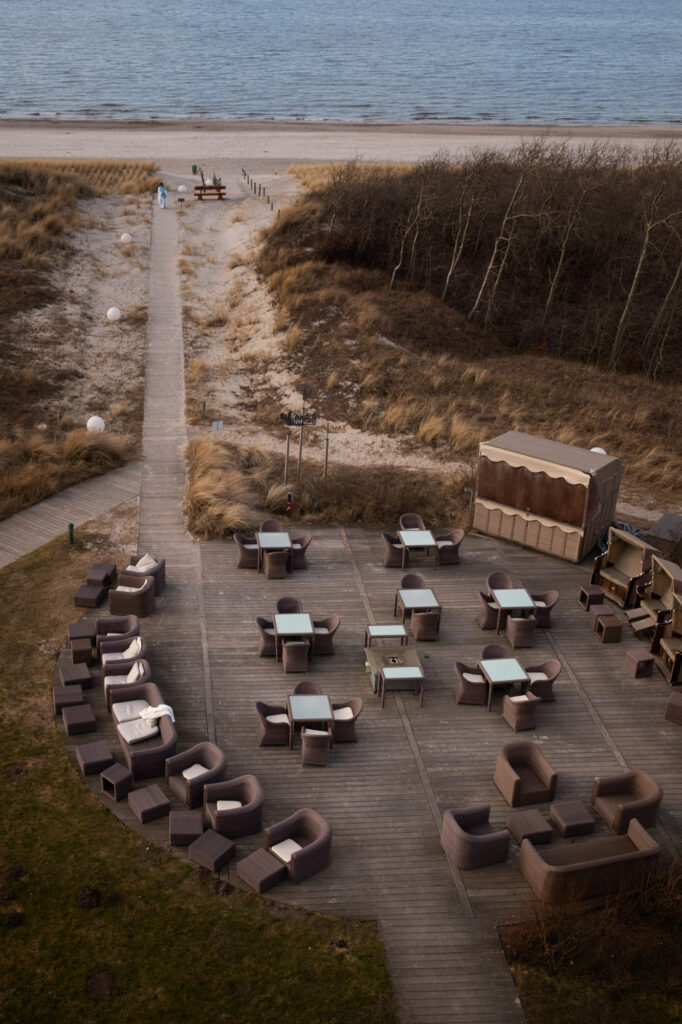 Strandterrasse mit direktem Zugang zum Meer